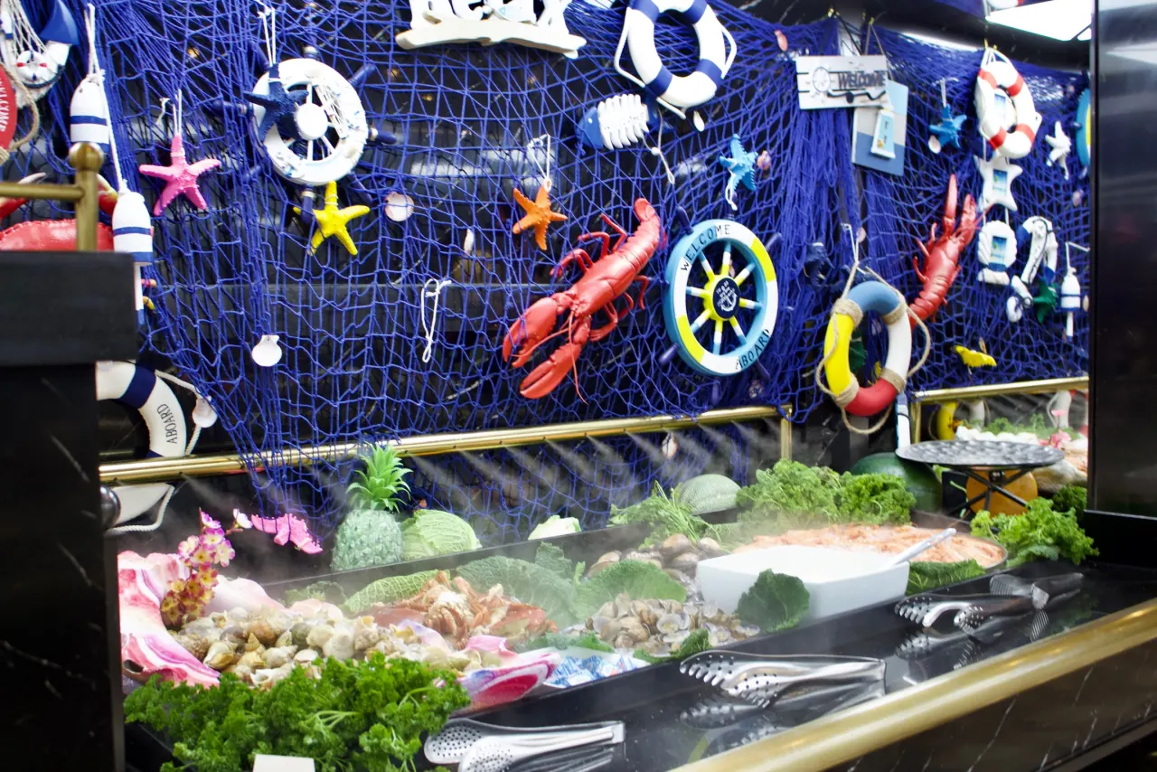 Banc de fruits de mer décoré de Ô Cent Couverts Toulouse