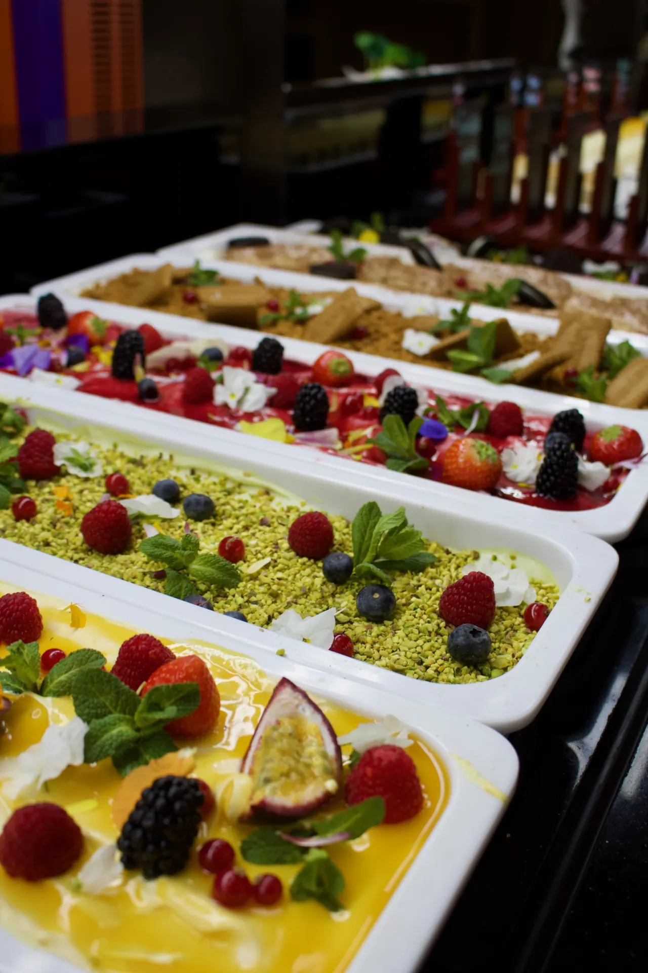Desserts fruités préparés pour le buffet